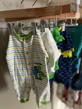 Dino newborn clothes